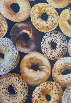 Bagels på sort bunn