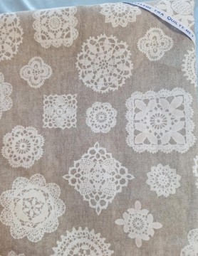 BK Bakeklede Beige med heklebrikker
